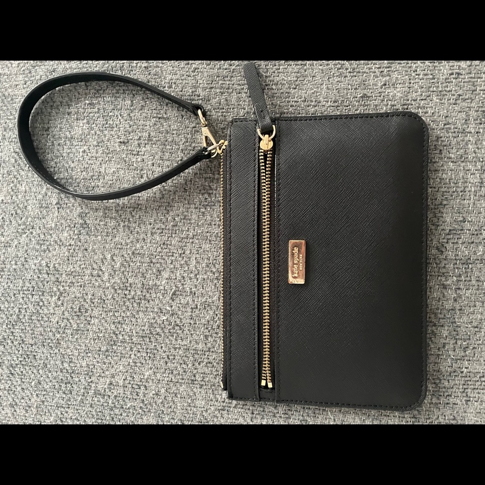 Good condition black Kate spade wristlet
